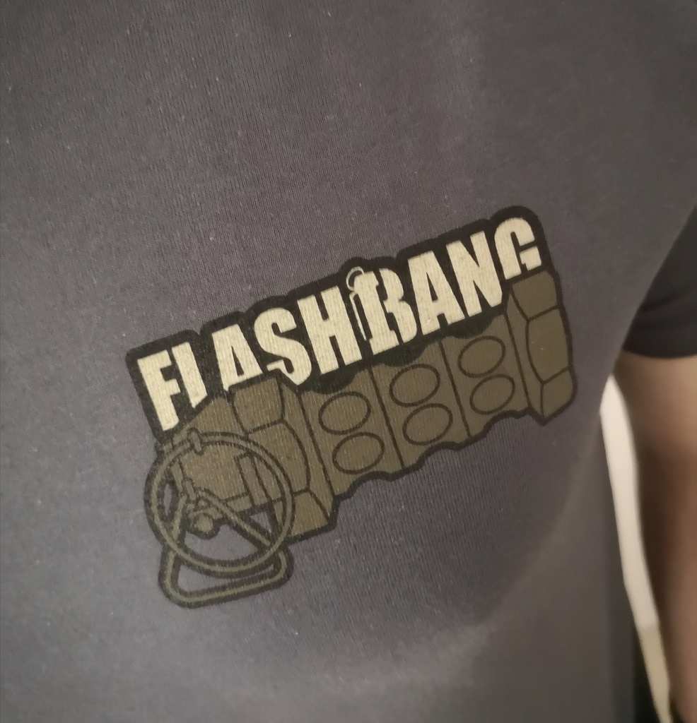FlashBang Magazine - T-shirt